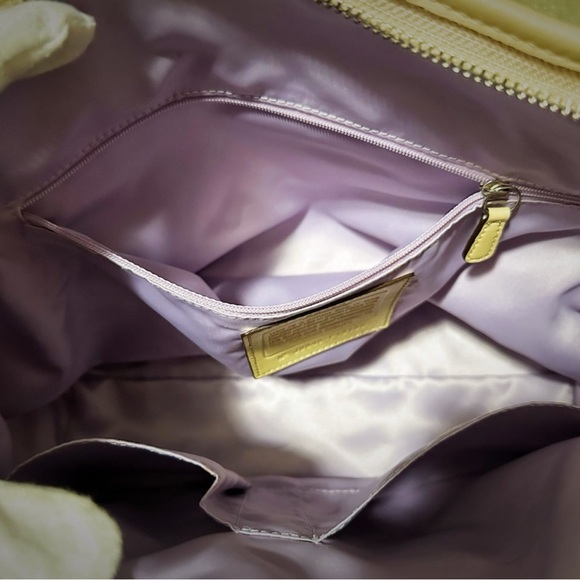 Vintage style Coach soho beige canvas and leather Shoulder Bag - Picture 9 of 13